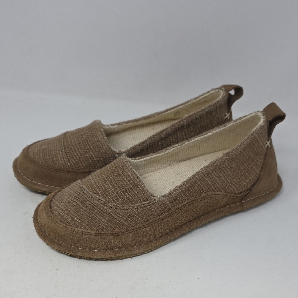 Acorn Brown Slippers Comfortable Slip-On Design Size 6